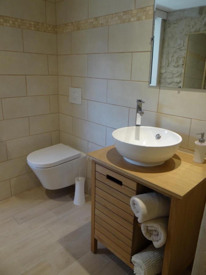 Bed and Breakfast Les Marguerites Champdolent Esterno foto
